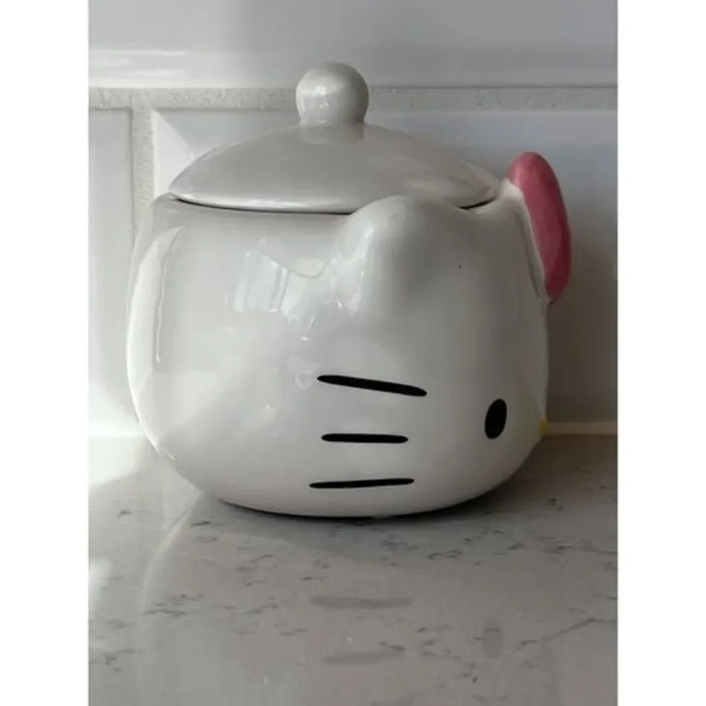 Hello Kitty Ceramic Sugar Bowl With Lid & Pink Bow Design 22 Oz Capacity Hand Wa